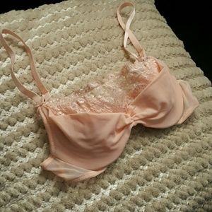 ⬇️✂️NAYOMI pink bra